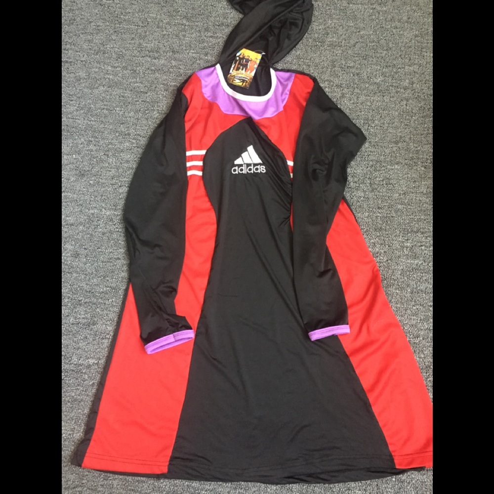 Adidas women's Athletic Sports Dress top w Hijab